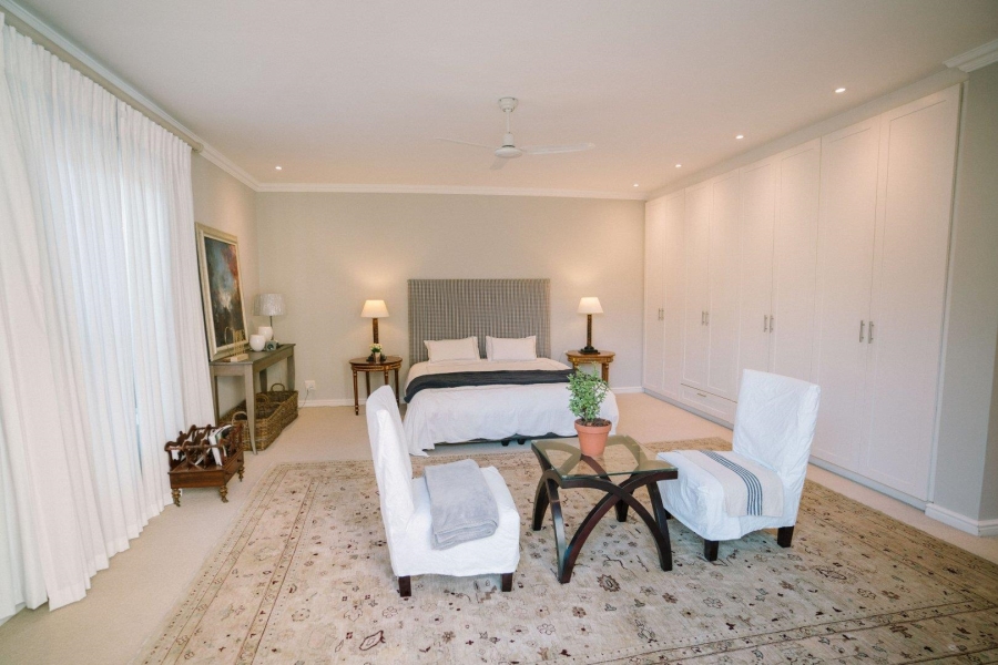 To Let 4 Bedroom Property for Rent in Sunset Links Western Cape